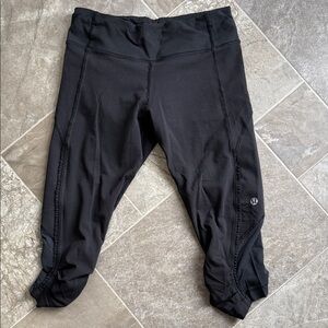 Lululemon Black Cropped Leggings